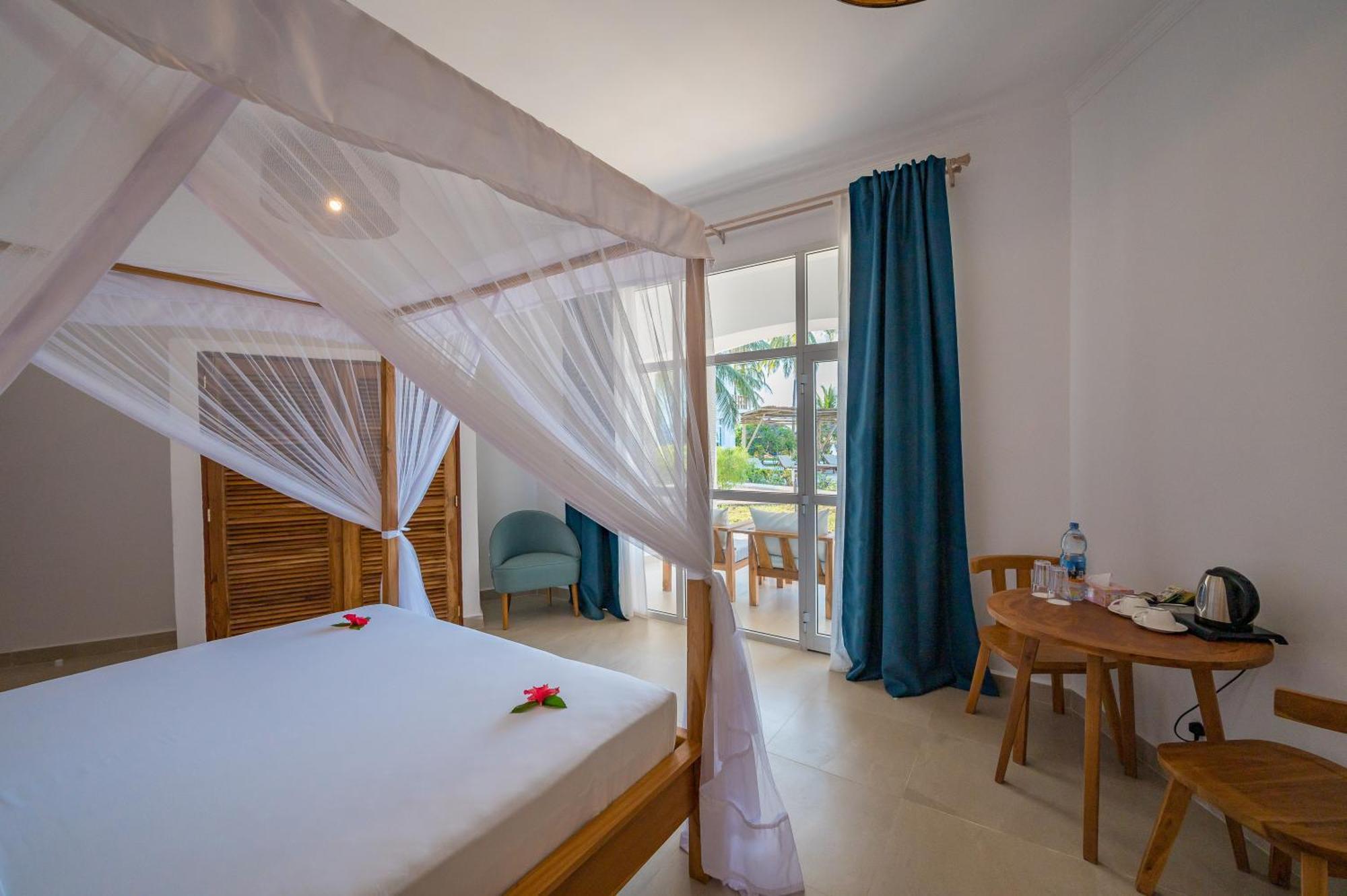 Ocean Boutique Hotel - Adults Only Пингуе Екстериор снимка